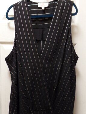 *NWoT* Laurie Felt Sleeveless Surplice BLACK & SILVER Modesty Snap Wrap Shirt